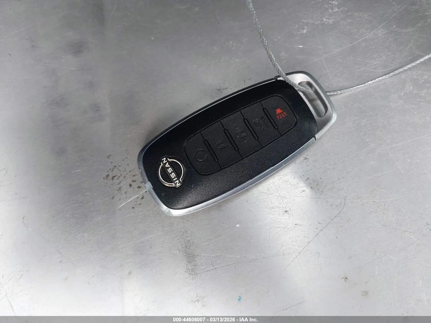 Nissan Rogue 1.5l Sl Fwd, снимка 11 - Автомобили и джипове - 54329591