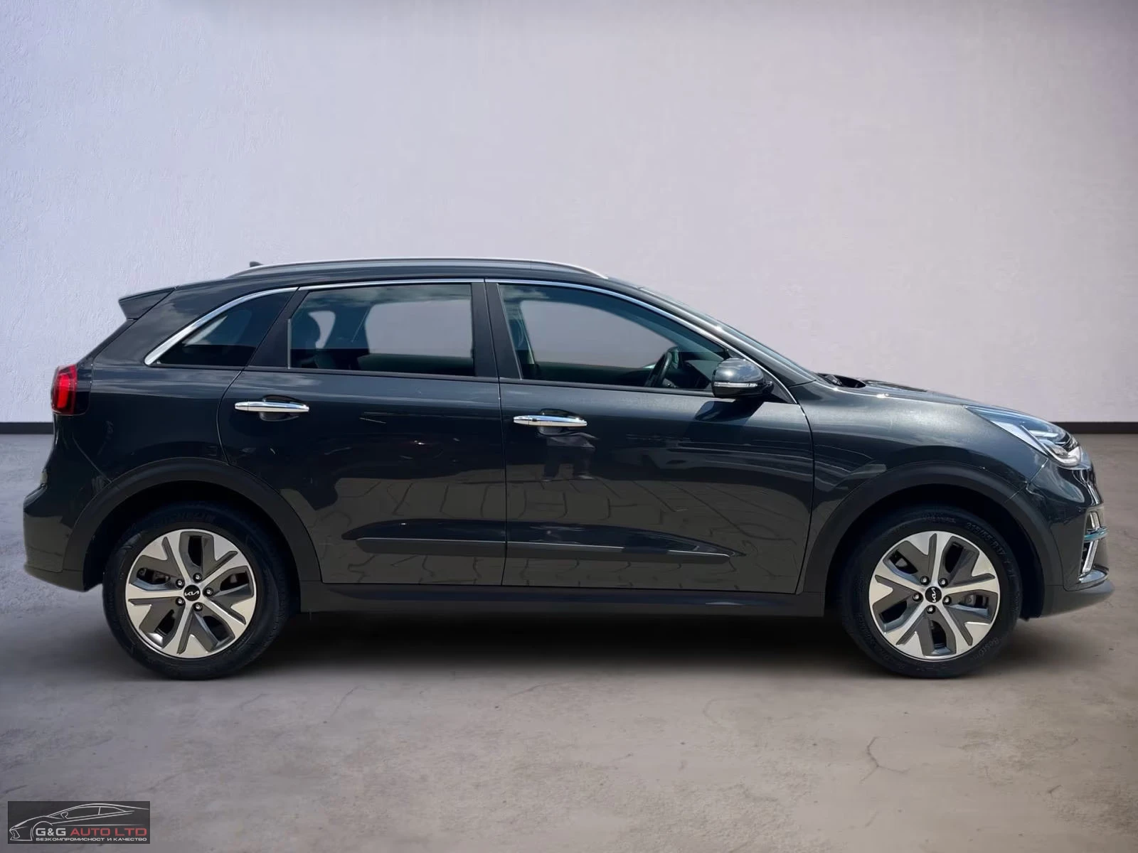 Kia Niro 64kWh/204HP/VISION/CAM/NAVI/LED/KLEES/613z, снимка 5 - Автомобили и джипове - 55302301