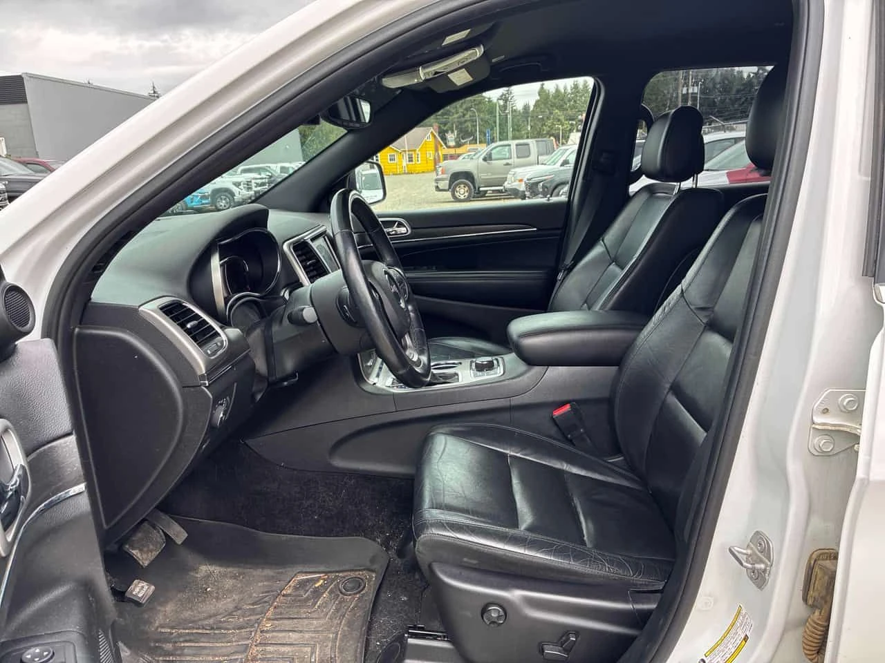 Jeep Grand cherokee  Limited / V6 / КЛИП НА МОТОРА / АВТОКРЕДИТ, снимка 5 - Автомобили и джипове - 55500439