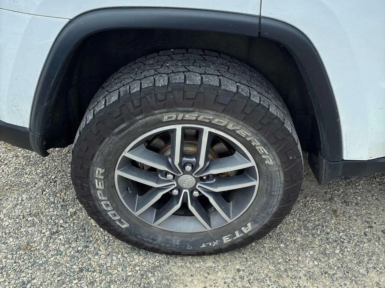 Jeep Grand cherokee  Limited / V6 / КЛИП НА МОТОРА / АВТОКРЕДИТ, снимка 12 - Автомобили и джипове - 55500439