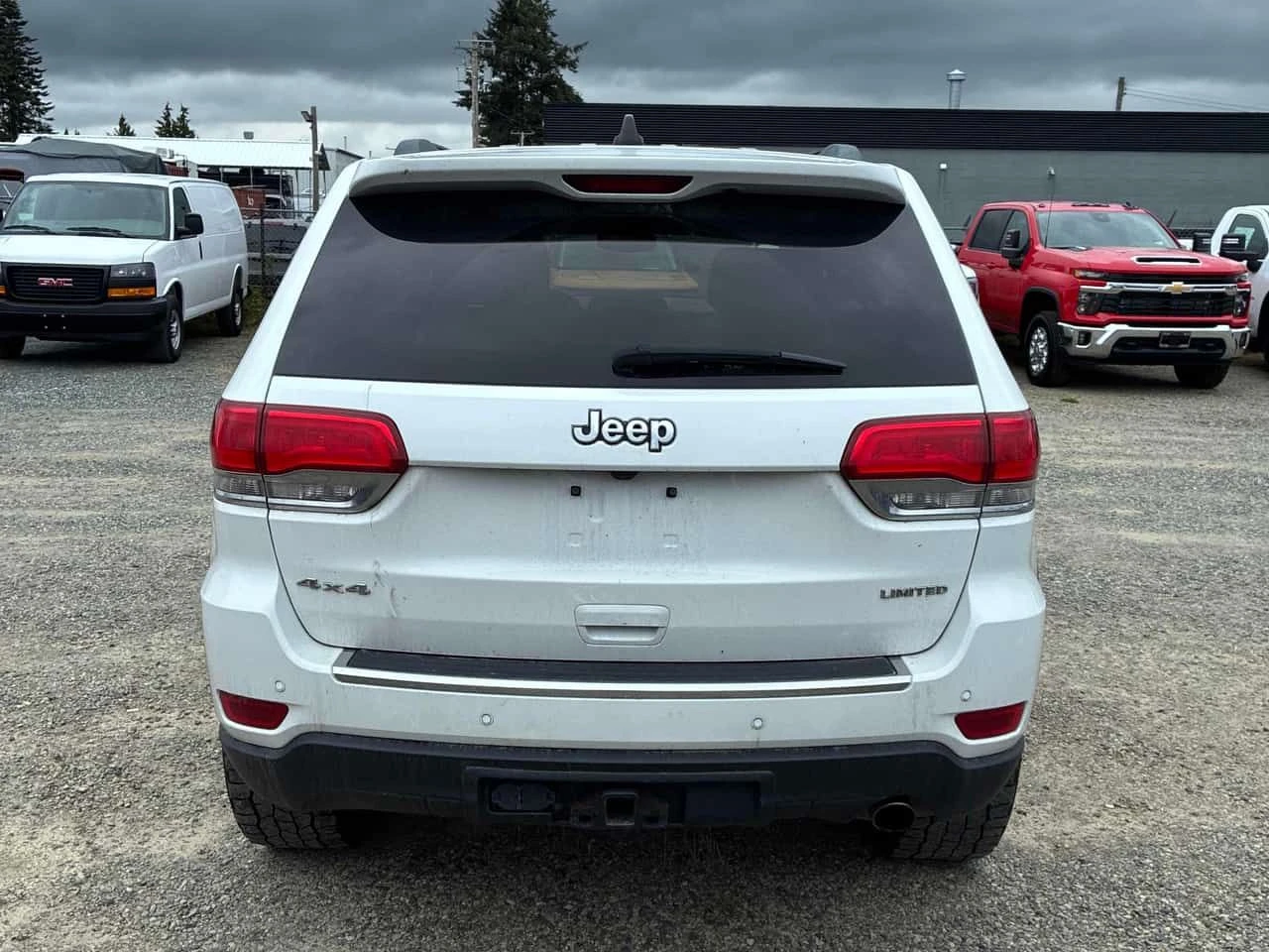 Jeep Grand cherokee  Limited / V6 / КЛИП НА МОТОРА / АВТОКРЕДИТ, снимка 4 - Автомобили и джипове - 55500439