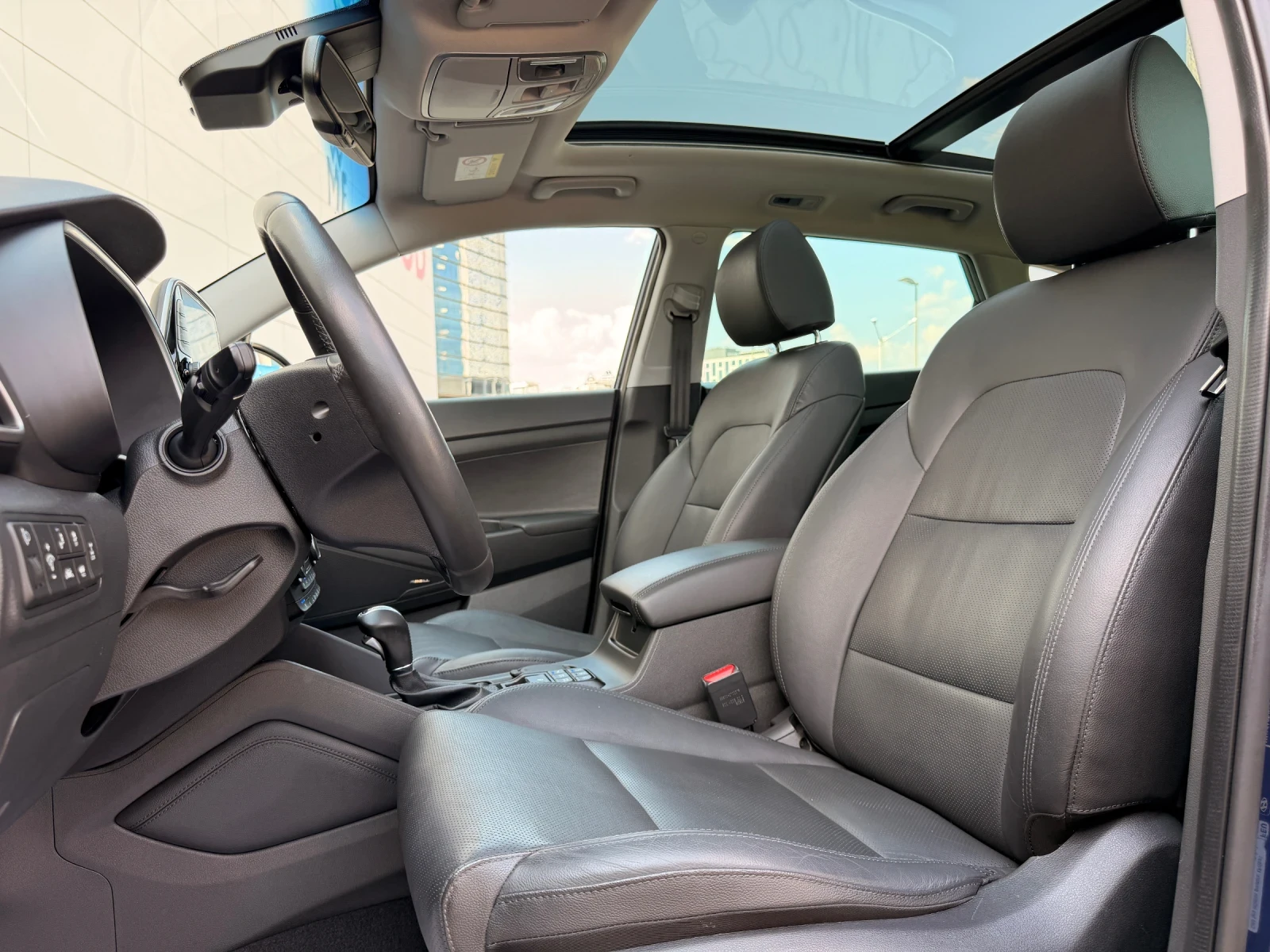 Hyundai Tucson 2.0MILD/HYBRID-48V-HTRAC-FULL-УНИКАЛЕН-КАТО НОВ!!!, снимка 10 - Автомобили и джипове - 55597254