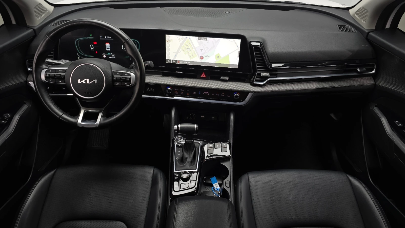 Kia Sportage 2.0 Diesel 2WD Trendy, снимка 6 - Автомобили и джипове - 55987835