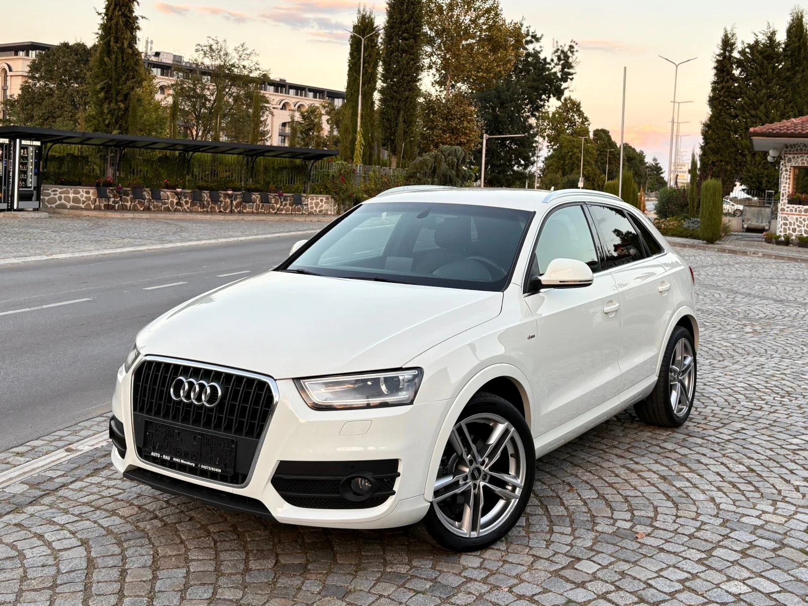 Audi Q3 2.0TDI 177к.с. 3X S-line* QUATTRO* , снимка 2 - Автомобили и джипове - 56155400