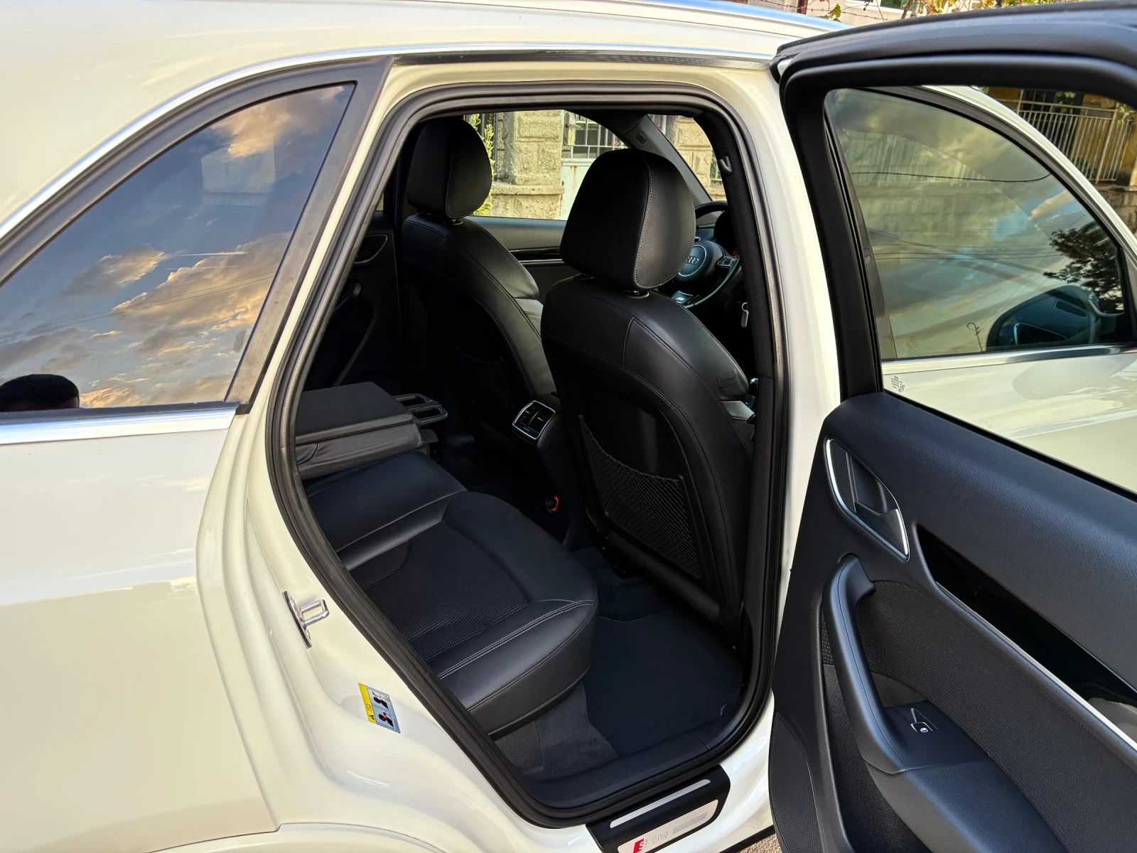 Audi Q3 2.0TDI 177к.с. 3X S-line* QUATTRO* , снимка 9 - Автомобили и джипове - 56155400