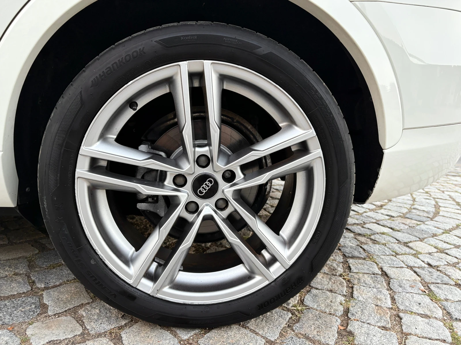 Audi Q3 2.0TDI 177к.с. 3X S-line* QUATTRO* , снимка 16 - Автомобили и джипове - 56155400