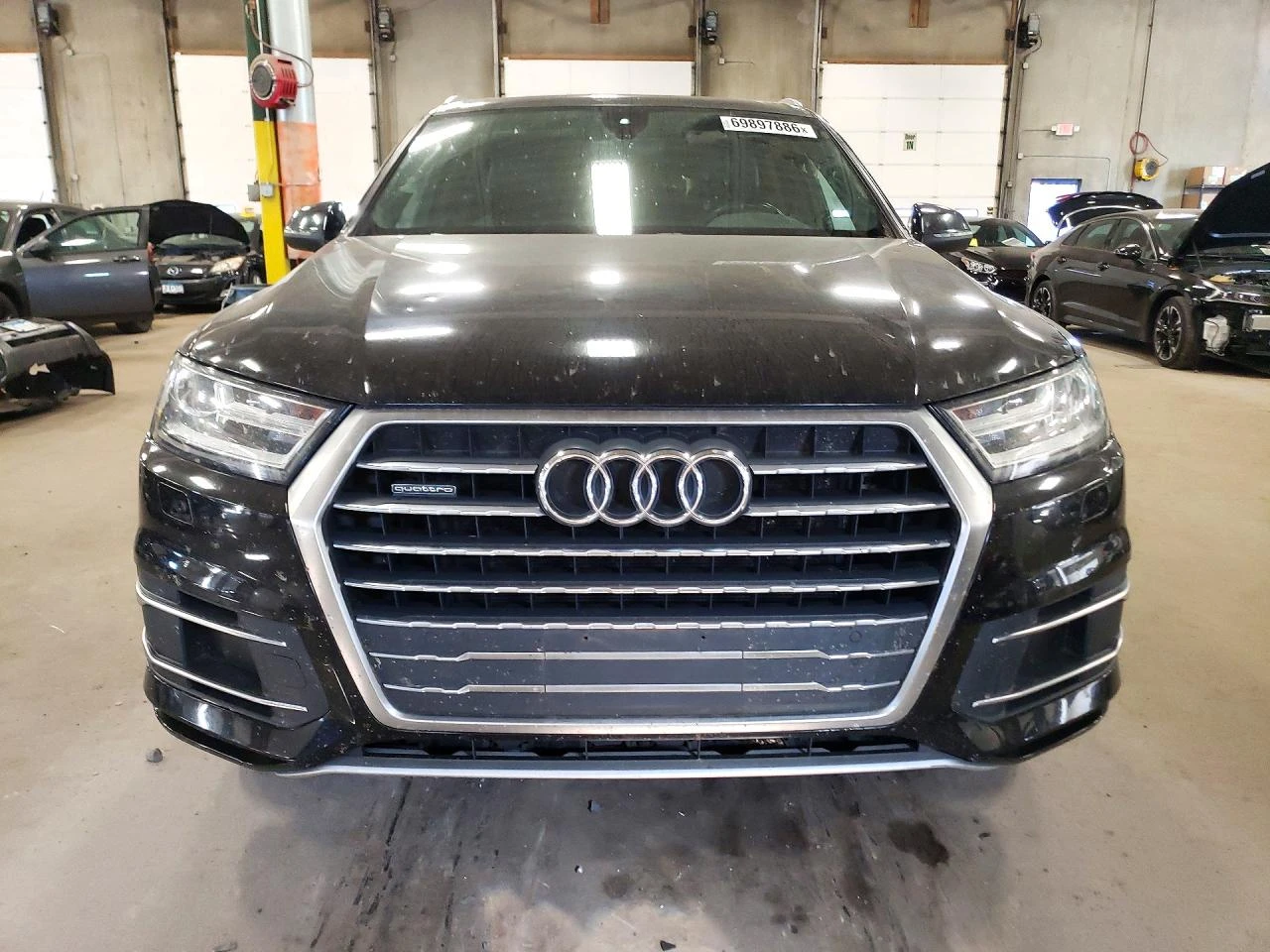 Audi Q7 2.0l Premium, снимка 5 - Автомобили и джипове - 56485393