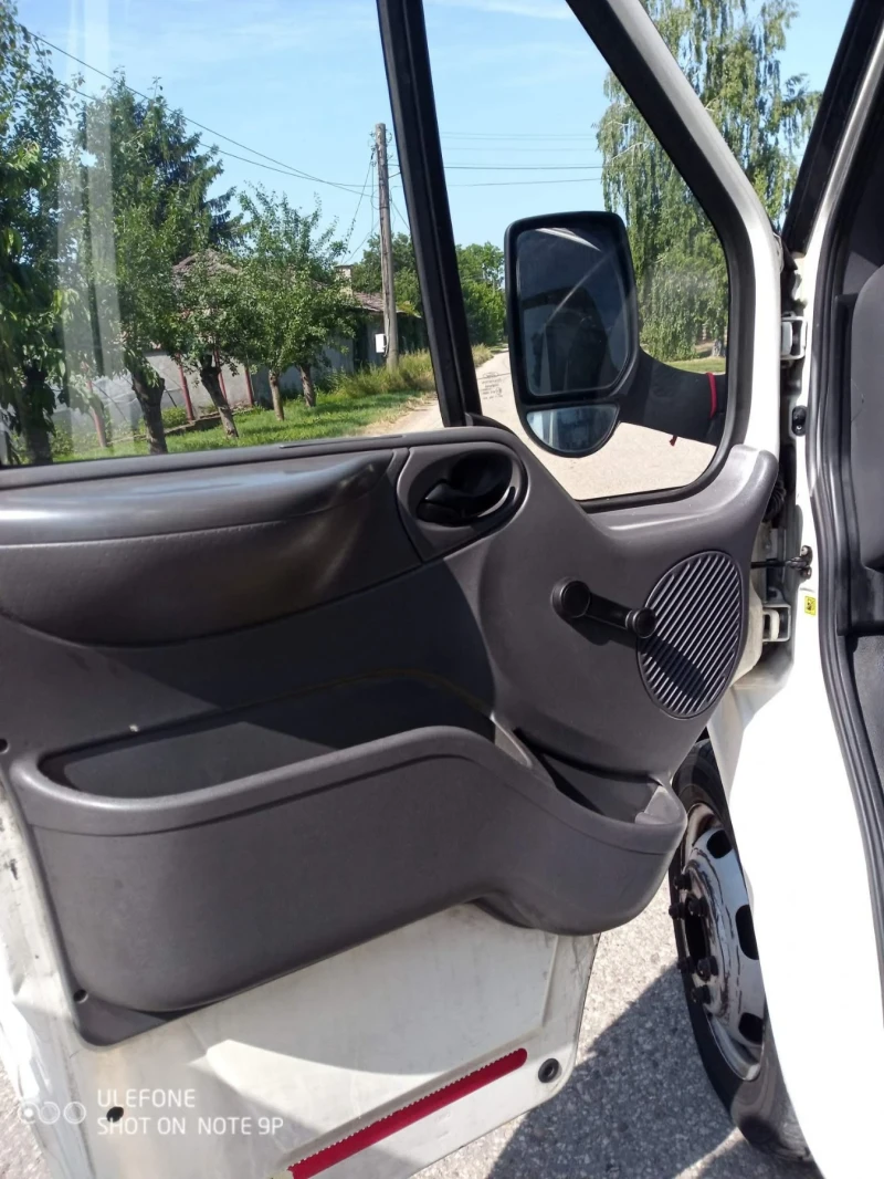 Ford Transit 2.4 125кс. ИТАЛИЯ , снимка 10 - Бусове и автобуси - 52931529