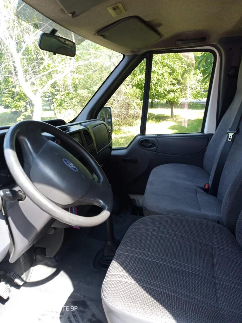 Ford Transit 2.4 125кс. ИТАЛИЯ , снимка 12 - Бусове и автобуси - 52931529
