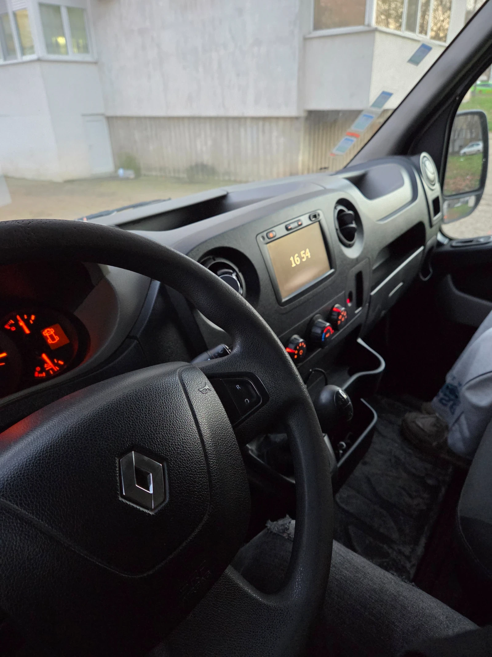 Renault Master  - изображение 8