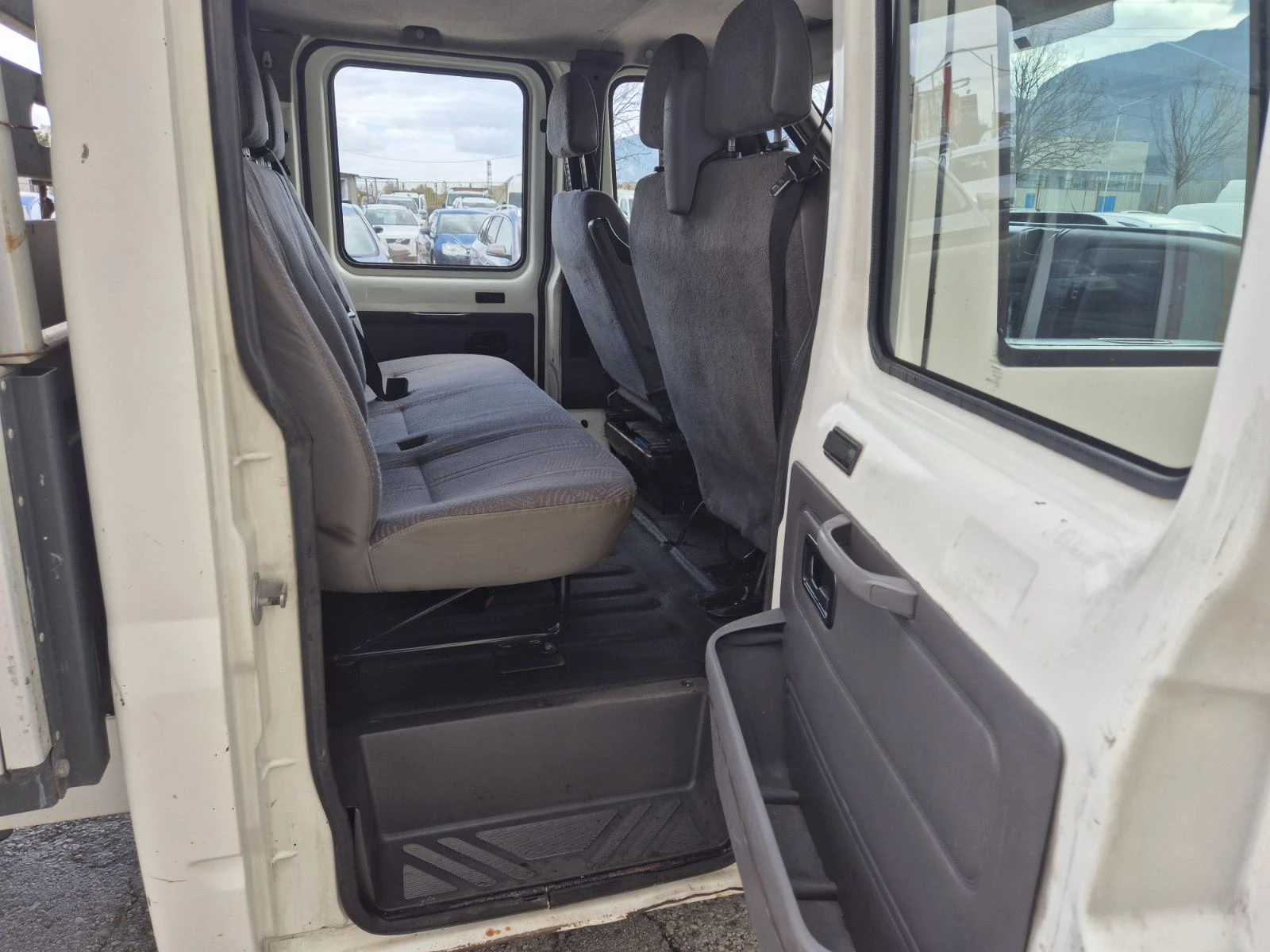 Ford Transit 2.4D 6 МЕСТА KLIMA ITALY, снимка 12 - Бусове и автобуси - 54001565