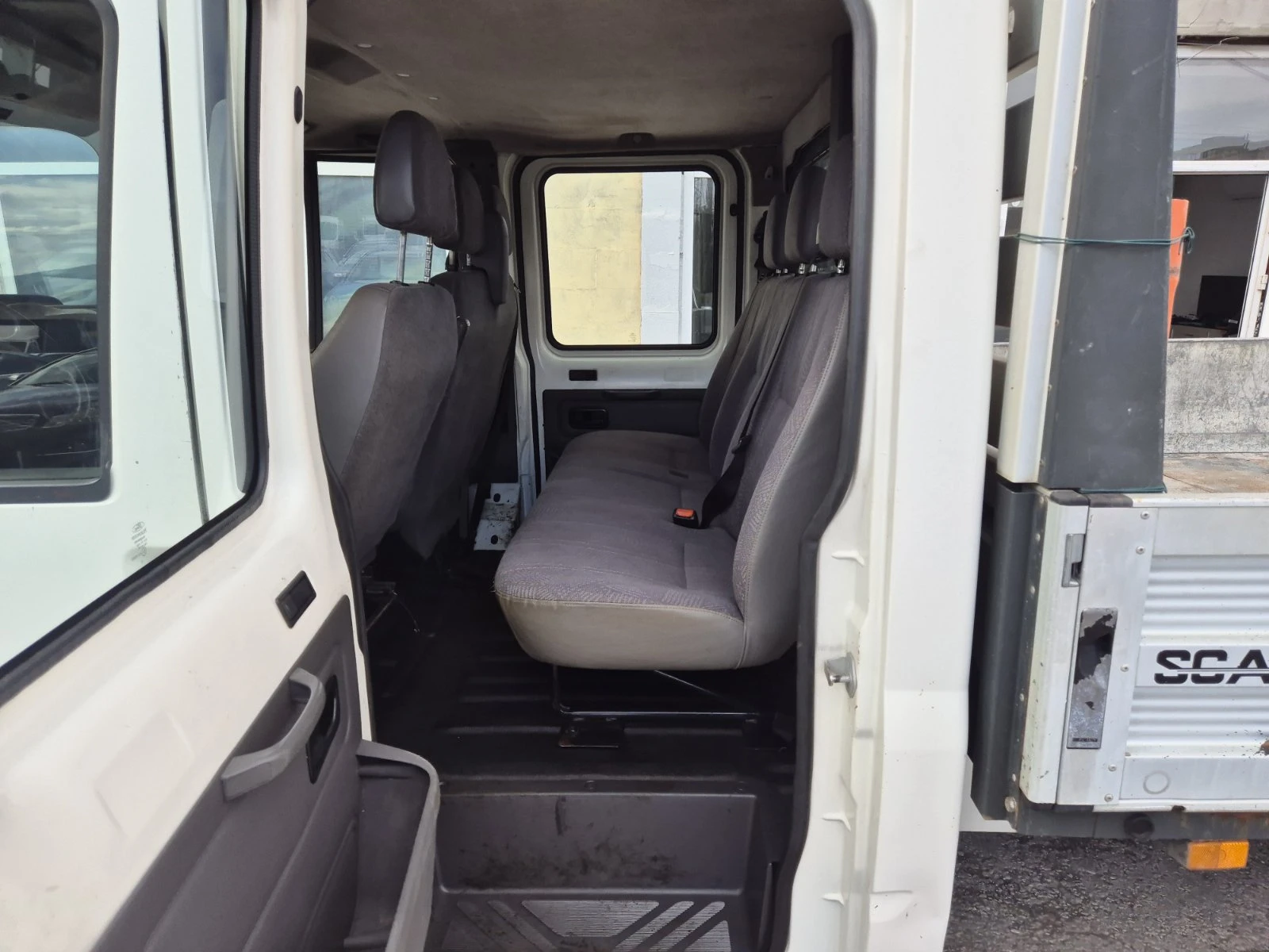 Ford Transit 2.4D 6 МЕСТА KLIMA ITALY, снимка 11 - Бусове и автобуси - 54001565
