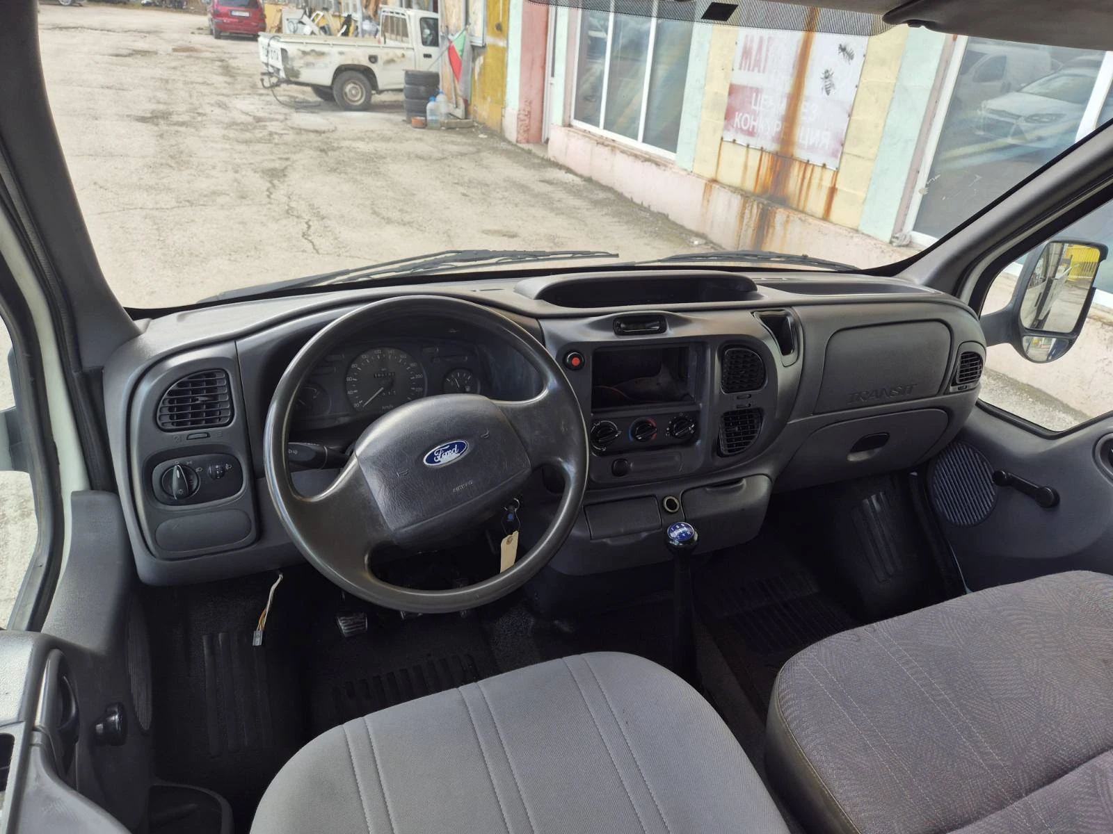 Ford Transit 2.4D 6 МЕСТА KLIMA ITALY, снимка 13 - Бусове и автобуси - 54001565