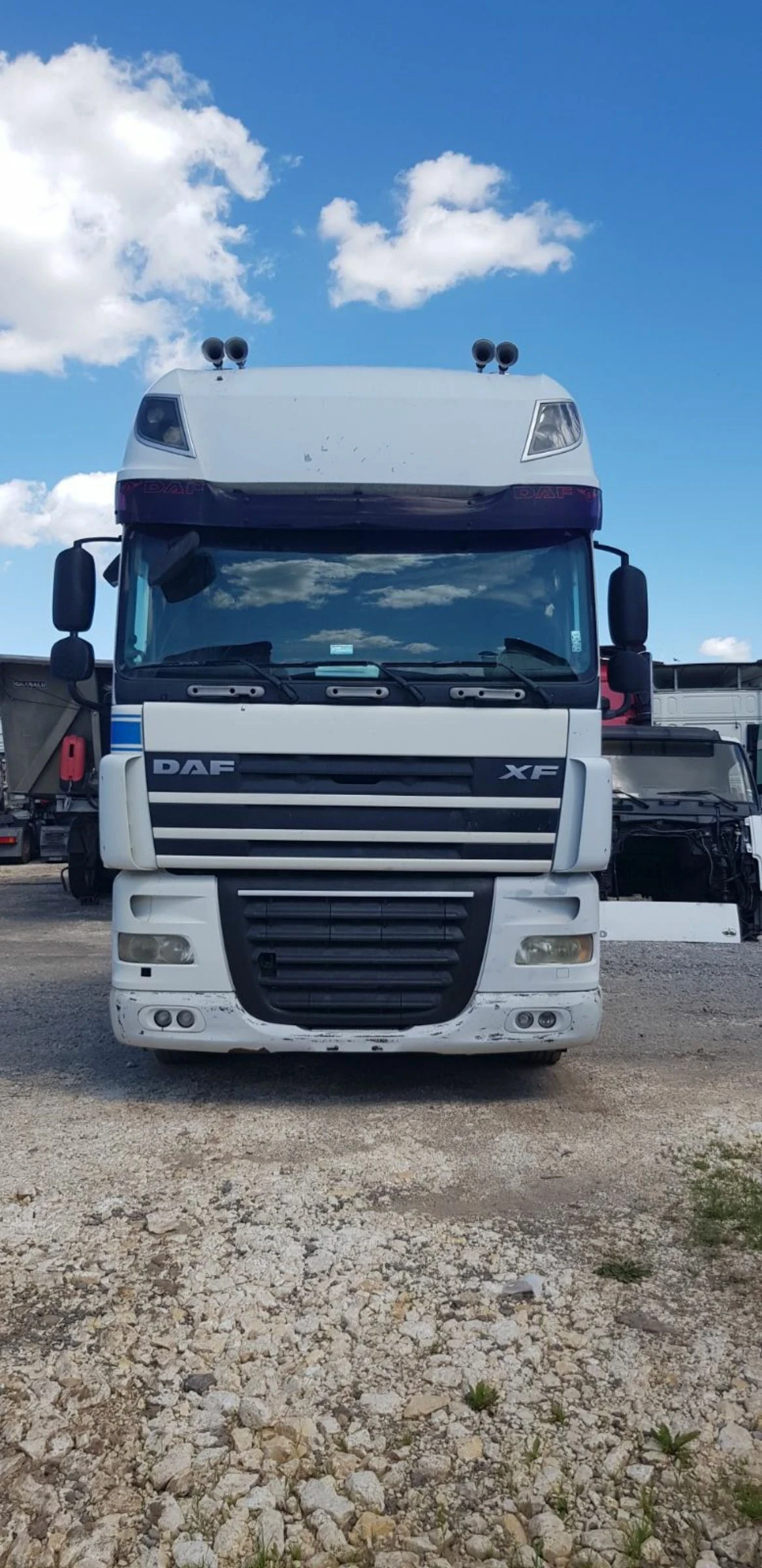Daf XF 105 Бракувани 4 броя, снимка 5 - Камиони - 55015224
