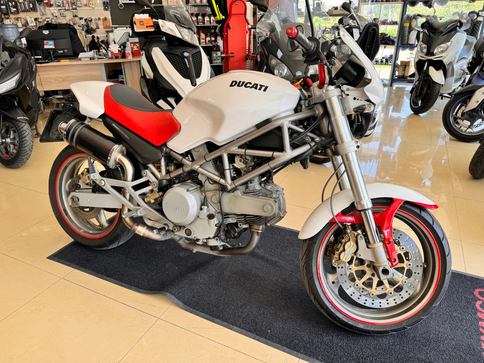 Ducati Monster 620i - изображение 2