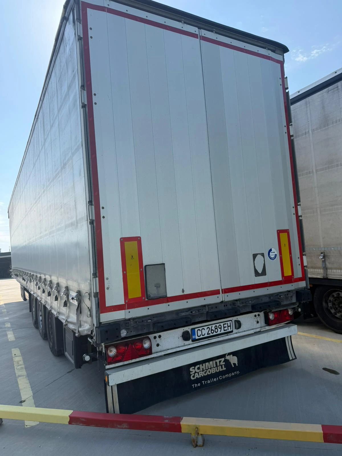 Полуремарке Schmitz SCS 24L 1362 - VARIOS Тристранна щора
