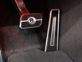 Bentley Flying Spur SPEED V8 HYBRID/CARBON/NAIM/BLACKLINE/TV/, снимка 11