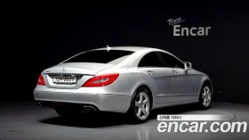 Mercedes-Benz CLS 350 BlueEFFICIENCY / SUNROOF / LEATHER SEATS / HEATED , снимка 2