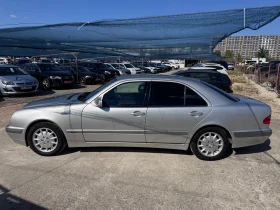 Mercedes-Benz E 220 Sedan , снимка 4