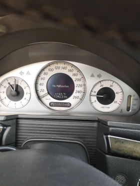 Обява за продажба на Mercedes-Benz E 320 320cdi w211 Avangart ~8 800 лв. - изображение 7