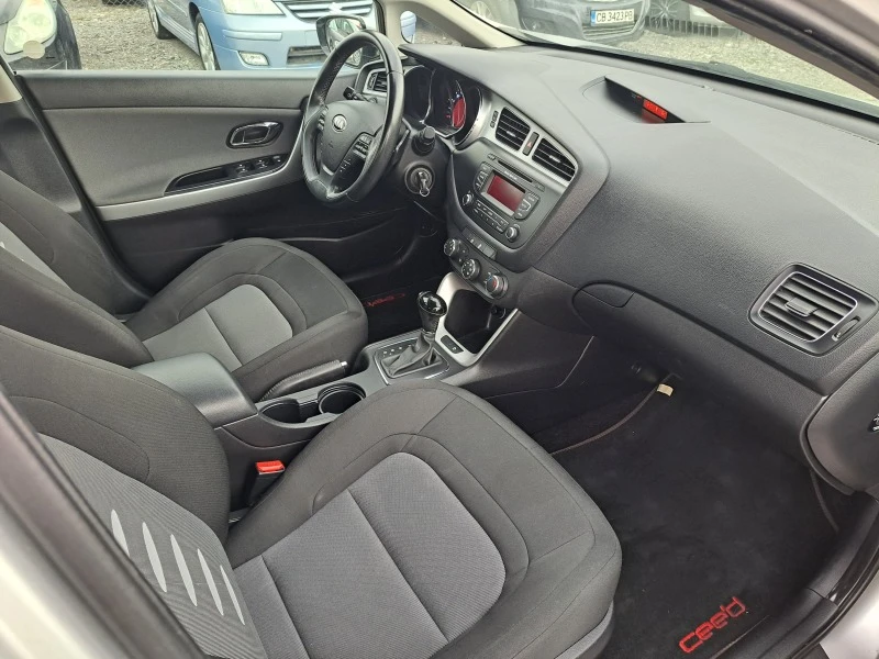 Kia Ceed 1 6i AUTOMAT * ШВЕЙЦАРИЯ * , снимка 8 - Автомобили и джипове - 36756720