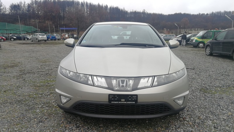 Honda Civic 1.8i 140к.с, снимка 2 - Автомобили и джипове - 39283992