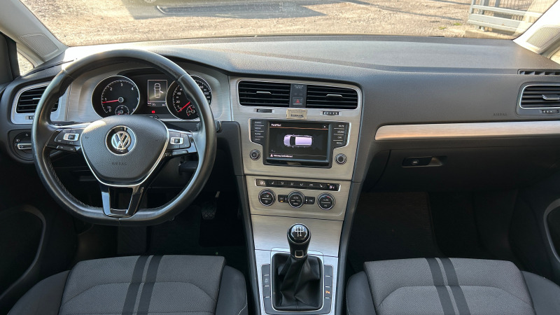 VW Golf 1.6TDI-R line-EURO 6, снимка 13 - Автомобили и джипове - 45934796