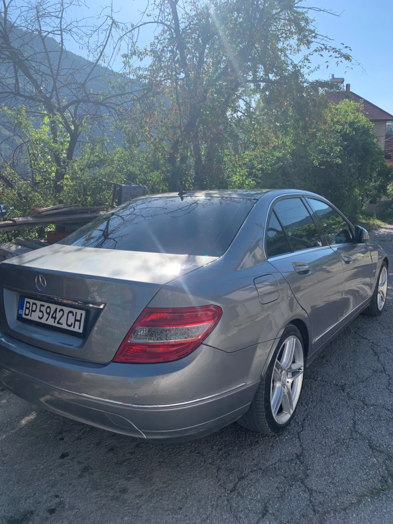 Mercedes-Benz C 220, снимка 14 - Автомобили и джипове - 47529309