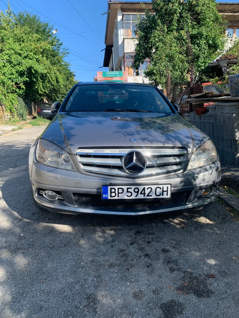 Mercedes-Benz C 220, снимка 11 - Автомобили и джипове - 47529309