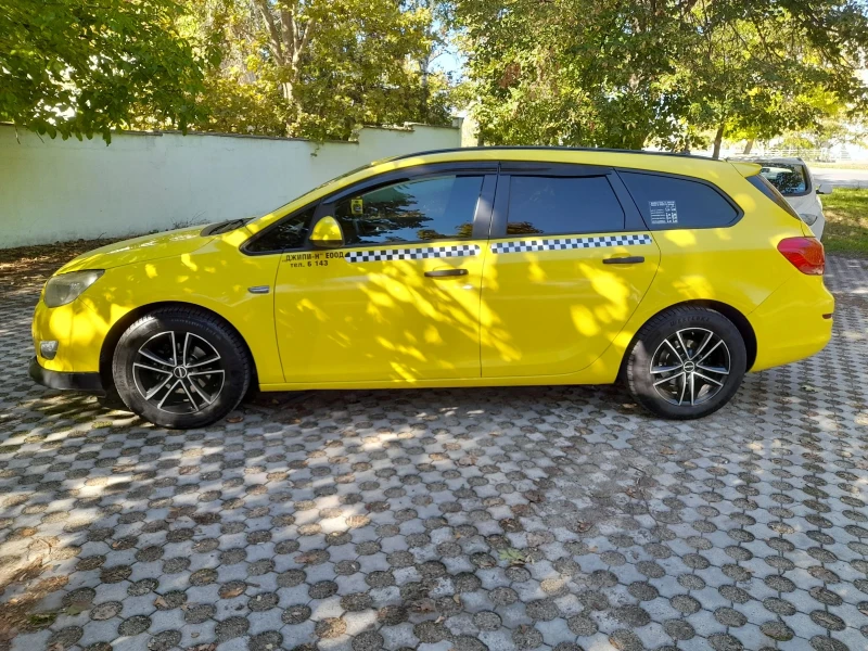 Opel Astra, снимка 4 - Автомобили и джипове - 47671002