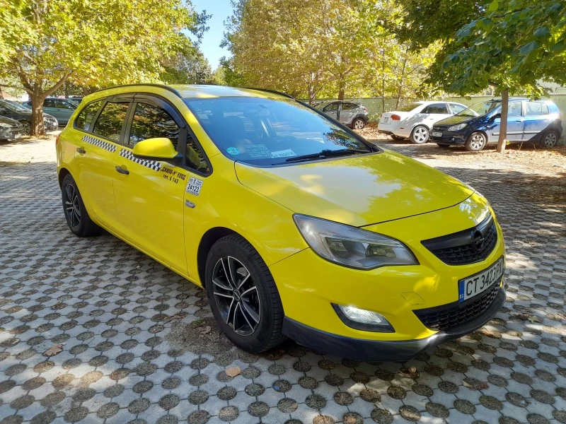 Opel Astra, снимка 1 - Автомобили и джипове - 47671002