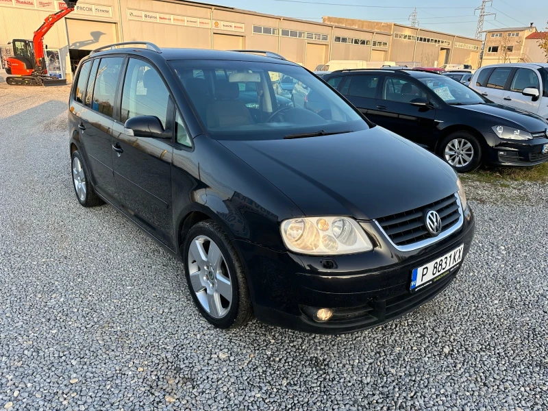 VW Touran 2.0TDI Навигация! Климатроник! 7-Места!, снимка 2 - Автомобили и джипове - 47994133