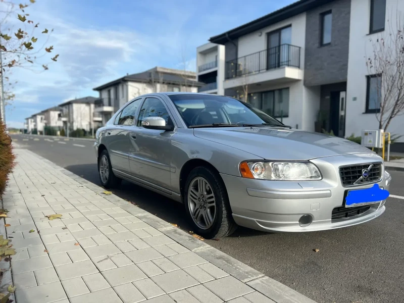 Volvo S60 2.5AWD Geartronic, снимка 9 - Автомобили и джипове - 48371088