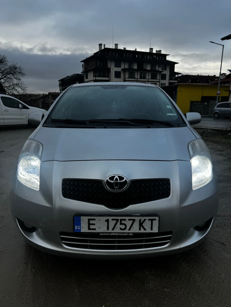 Toyota Yaris, снимка 1 - Автомобили и джипове - 48642053