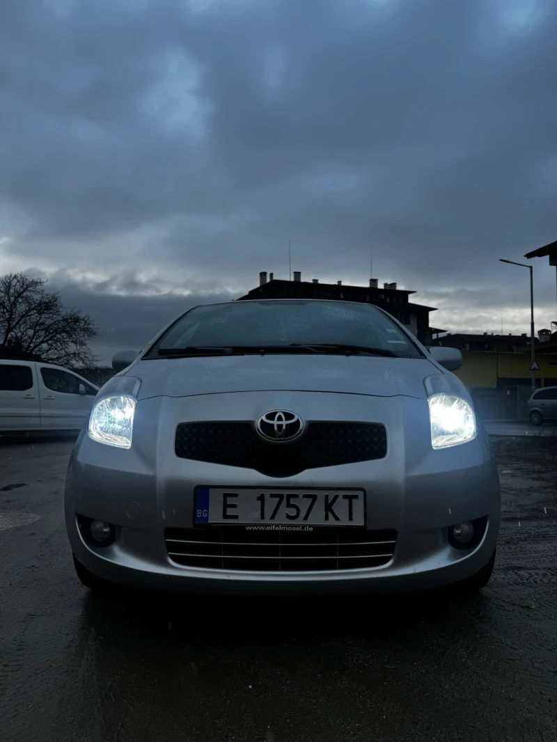 Toyota Yaris, снимка 2 - Автомобили и джипове - 48642053