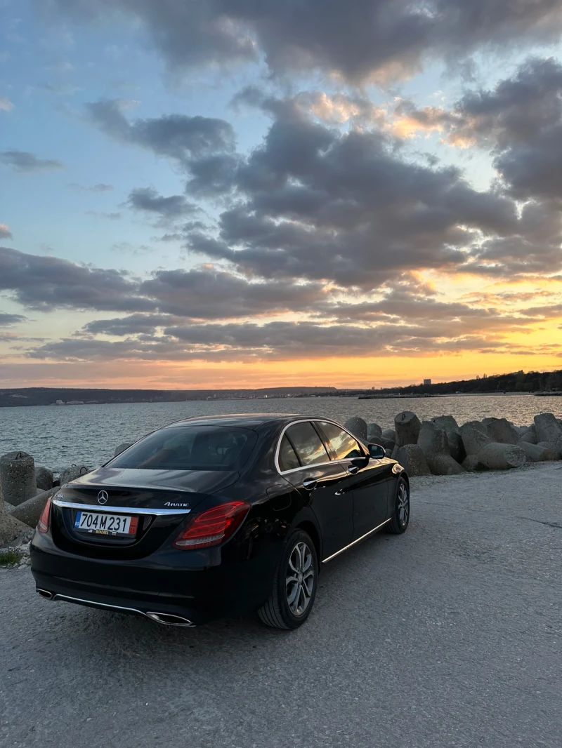 Mercedes-Benz C 300, снимка 4 - Автомобили и джипове - 52255780