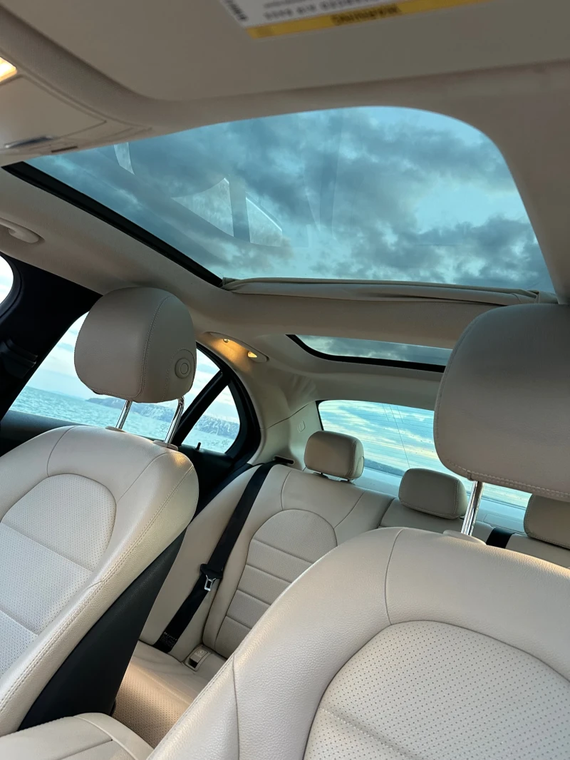 Mercedes-Benz C 300, снимка 9 - Автомобили и джипове - 52255780