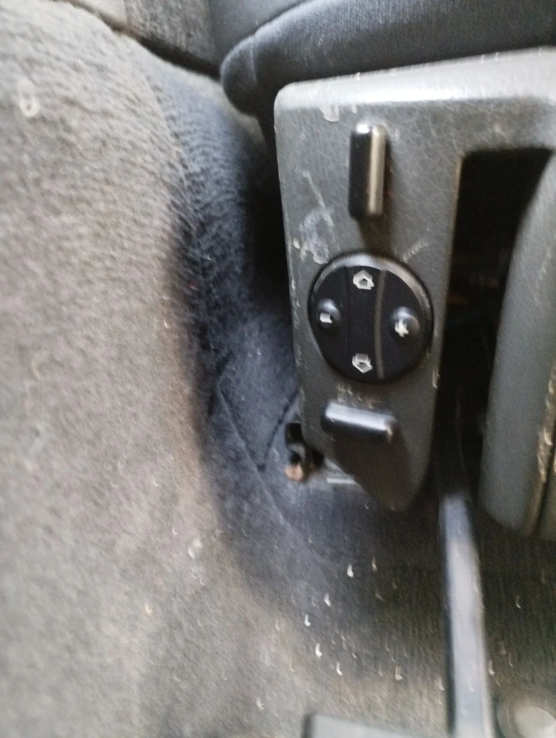 Mercedes-Benz E 320 320cdi w211 Avangart, снимка 7 - Автомобили и джипове - 50699934