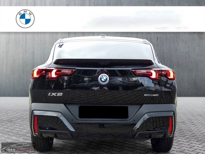 BMW iX2 eDrive20/204HP/NAVI/LED/CAM/CARPLAY/KLESS/251g, снимка 8 - Автомобили и джипове - 51569963