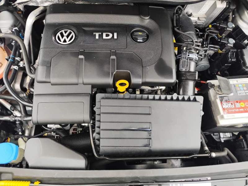 VW Polo 1.4TDi* EURO-6B* KLIMA* MMI* FACELIFT, снимка 14 - Автомобили и джипове - 51931681