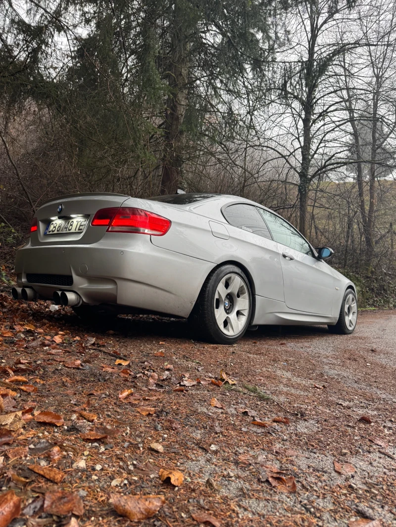 BMW 330, снимка 6 - Автомобили и джипове - 52683272