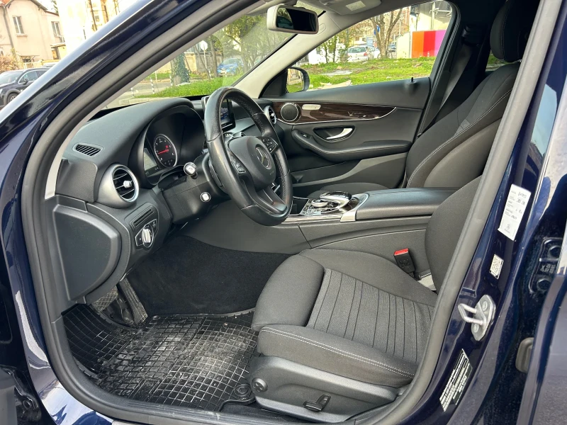 Mercedes-Benz C 200 * Реални КМ * Сервизна История в Мерцедес Германия, снимка 10 - Автомобили и джипове - 52727601
