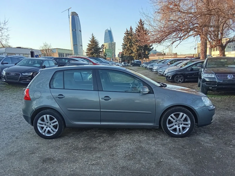 VW Golf 1.9TDI-105k.c., снимка 5 - Автомобили и джипове - 53140194