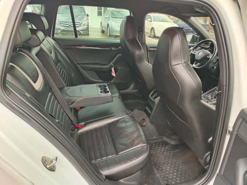 Skoda Octavia 2.0TDI/VRS/184HP/АВТОМАТИК/, снимка 12 - Автомобили и джипове - 53208078