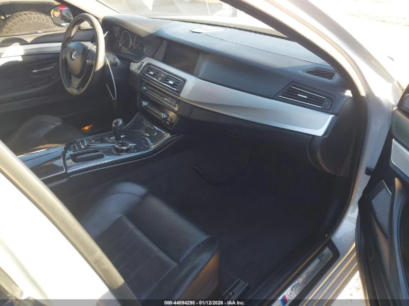 BMW M5 Harman/Kardon* подгрев* обухване* Heads-up* 360 ка, снимка 7 - Автомобили и джипове - 53272495