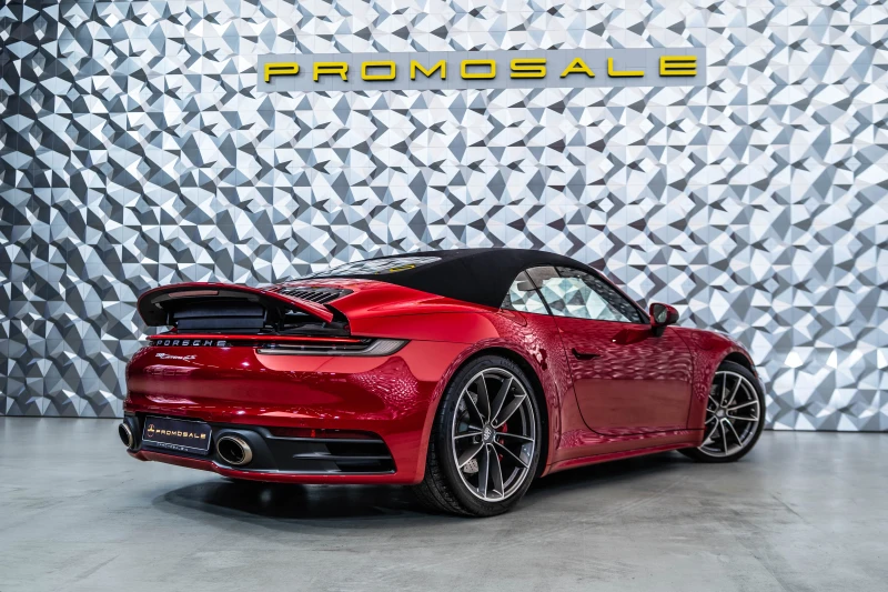 Porsche 911 Carrera 4S * Akrapovic* Sportchrono* 360, снимка 4 - Автомобили и джипове - 53274280