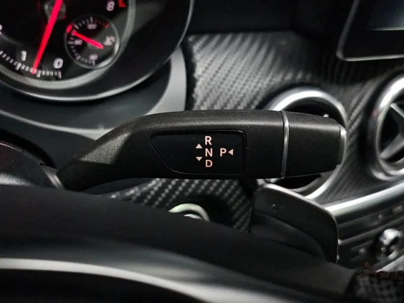Mercedes-Benz A 250 AMG LINE!!!, снимка 9 - Автомобили и джипове - 55111228