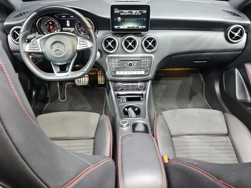 Mercedes-Benz A 250 AMG LINE!!!, снимка 7 - Автомобили и джипове - 55111228