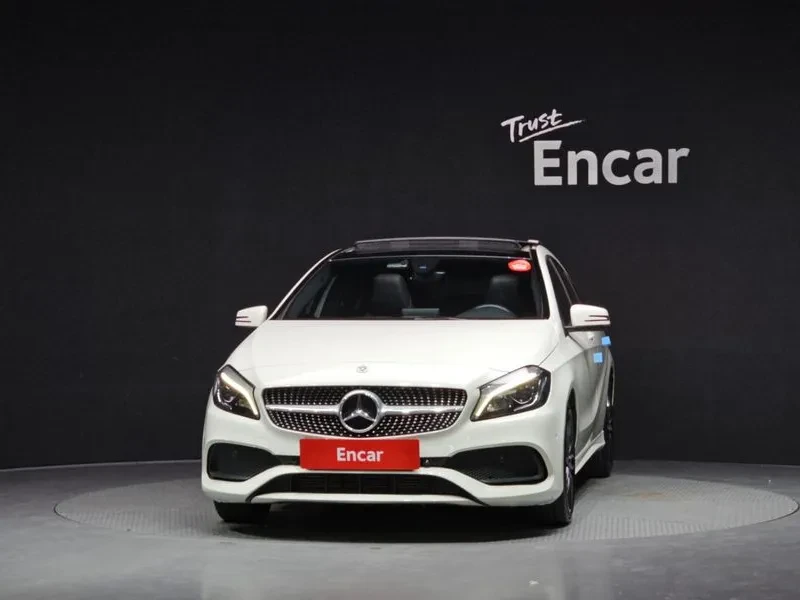 Mercedes-Benz A 250 AMG LINE!!!, снимка 3 - Автомобили и джипове - 55111228