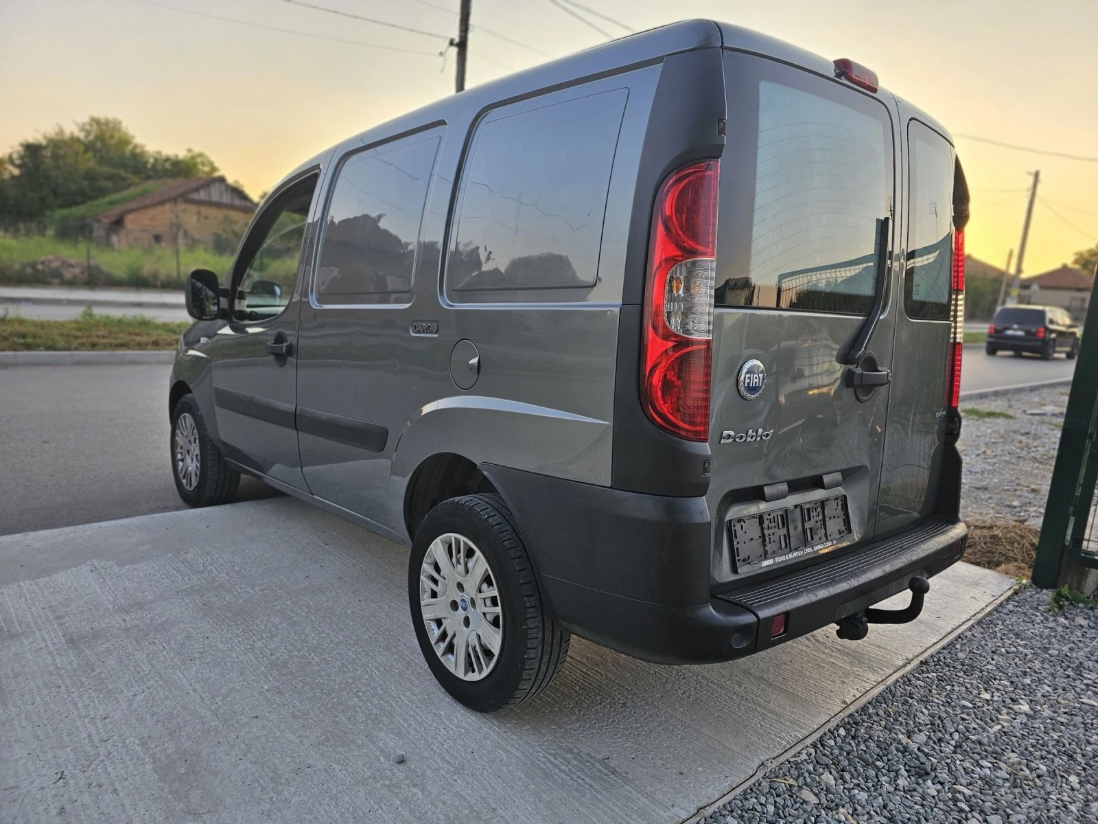 Fiat Doblo 1.9jtd 105ks - изображение 4